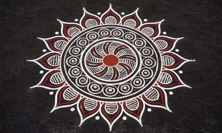 mandala style rangoli