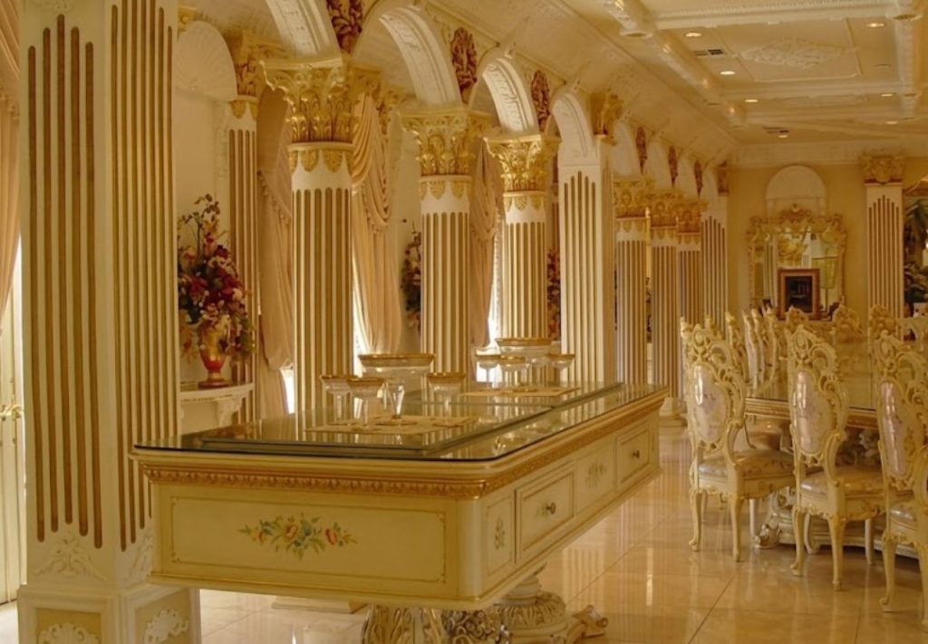 Shahrukh Khan House Mannat Inside 