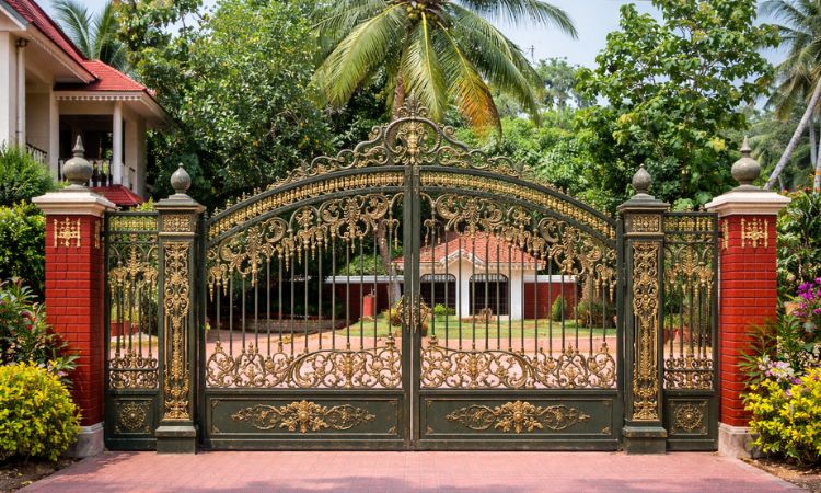 iron gate design Italian Style