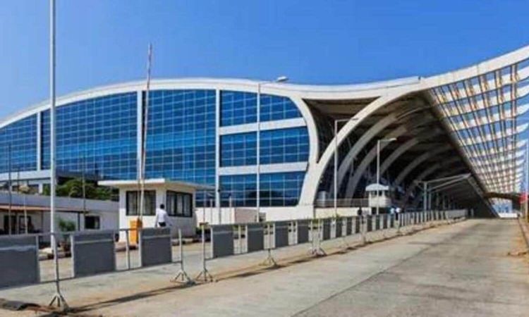 biggest airport in India by area